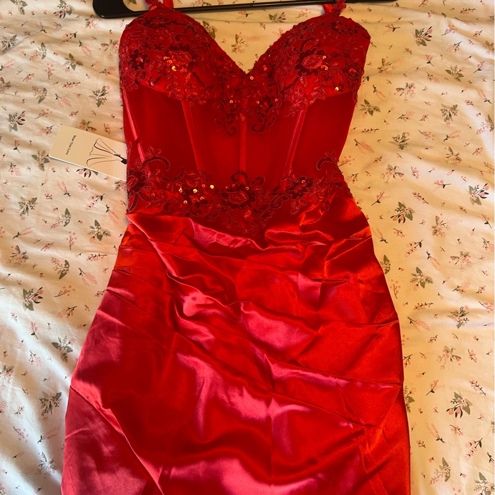Red Lace Satin Dress - Picture 5 of 8